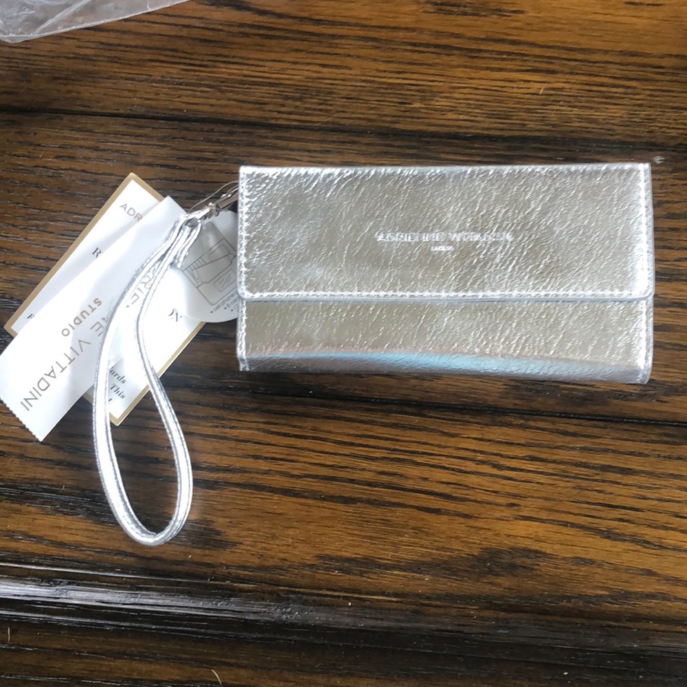 NWT Silver Adrienne Vittadini phone wallet